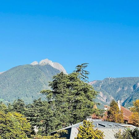 Villa Ehrenburg Мерано Екстер'єр фото