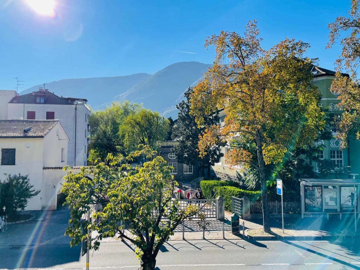 Villa Ehrenburg Мерано Екстер'єр фото
